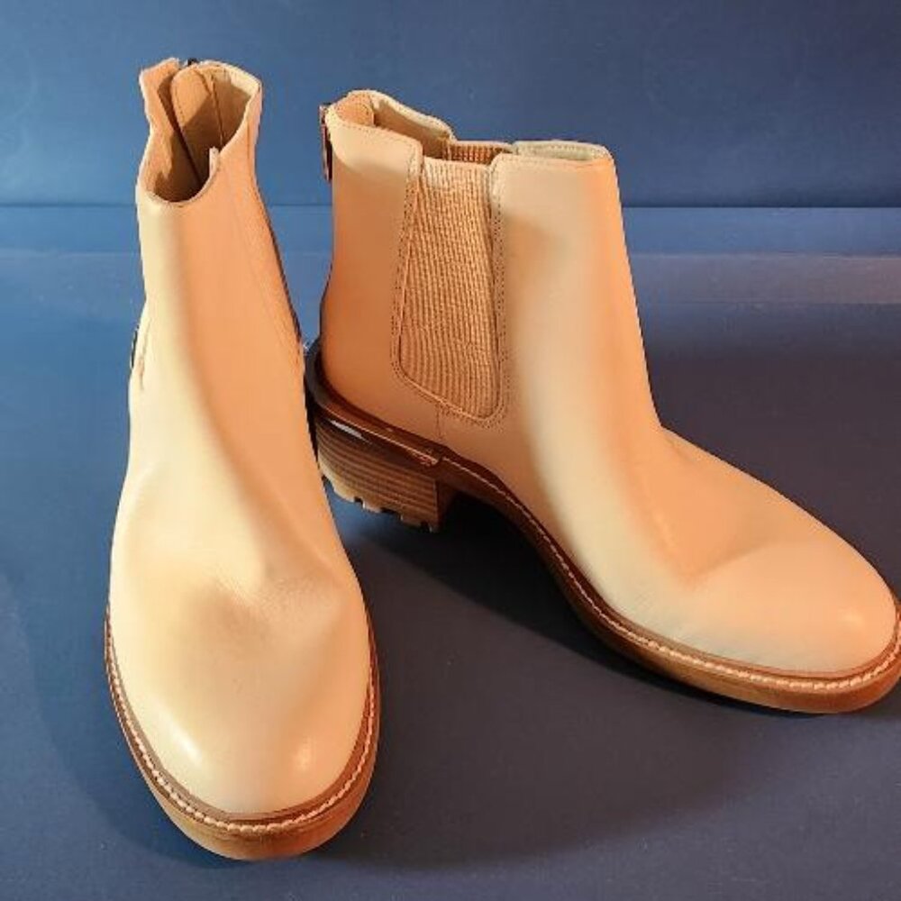 Vince Camuto Leather Chelsea Boots - Kelivena